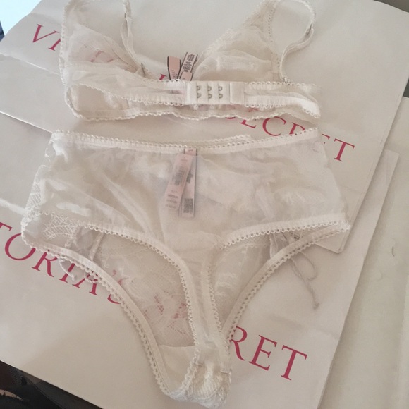SOLD❌Victoria’s Secret Dream Angels Set - Picture 5 of 6